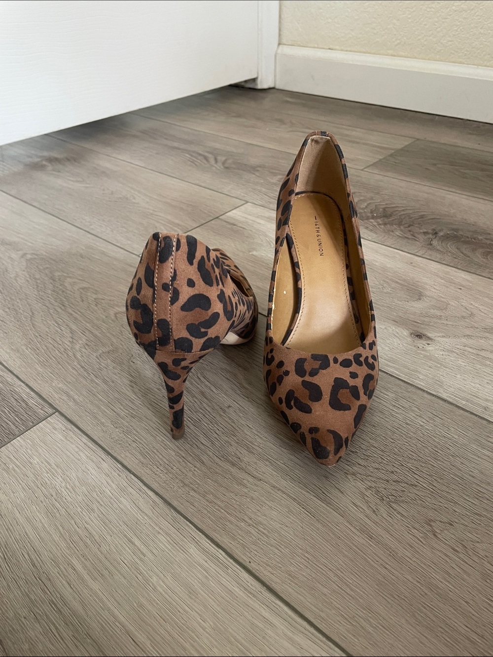 14th & Union Leopard Print Pointed Toe Pumps - Brown/Black